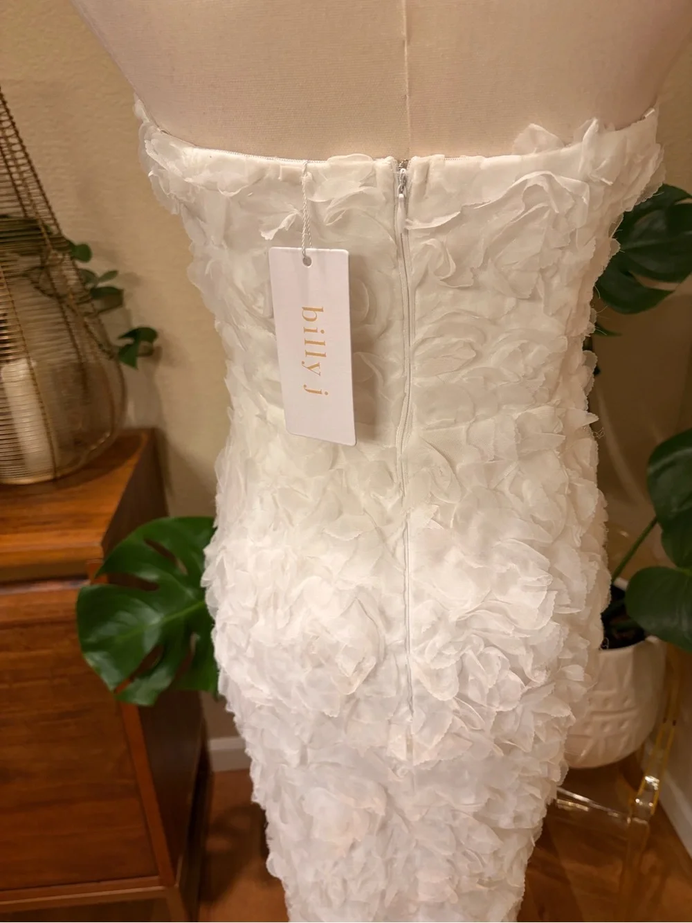 NWT Billy J Strapless White Floral Appliqué Midi Dress with Side Slit - US XS - Picture 9 of 11